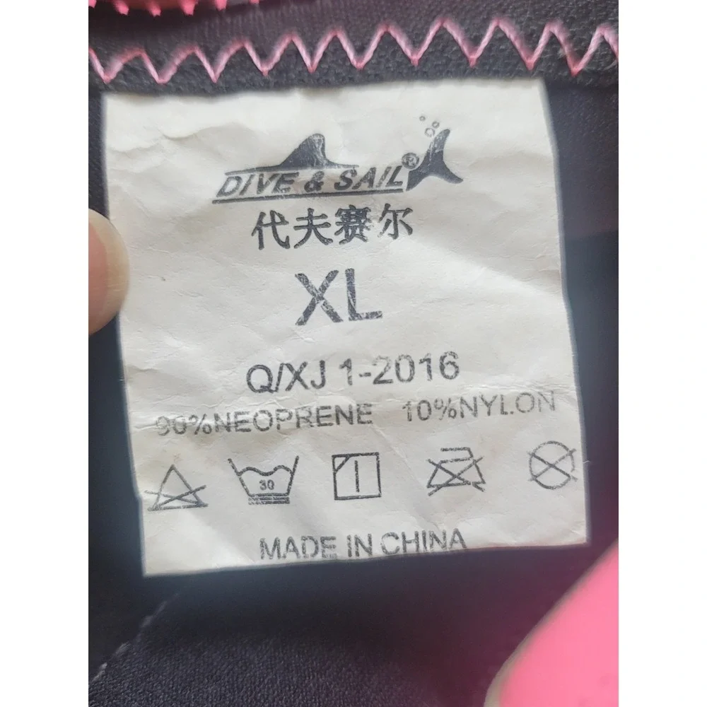 Dive & Sail X-Manta Girls Wetsuit Size XL Pink Floral Sleeves Surfing Diving